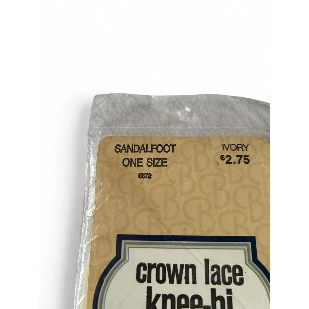 Knee-Hi Socks Vintage 1980 Berkshire Crown Lace Ivory Nylon Wide Top 8.5-11